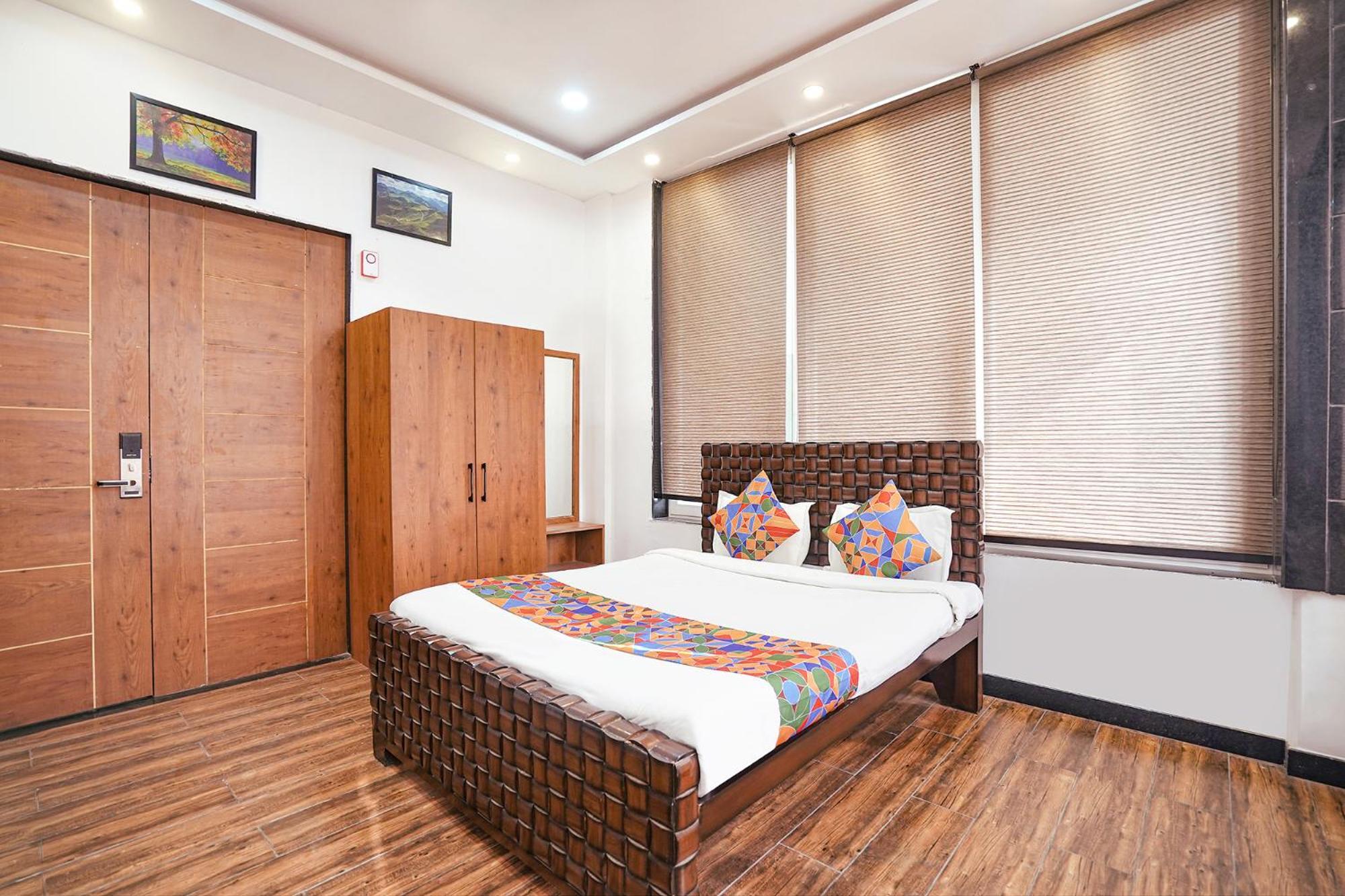 Fabhotel Villa De Benares المظهر الخارجي الصورة