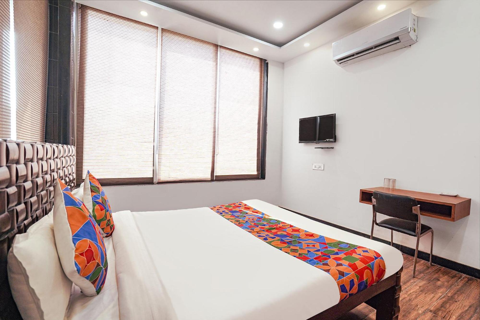 Fabhotel Villa De Benares المظهر الخارجي الصورة