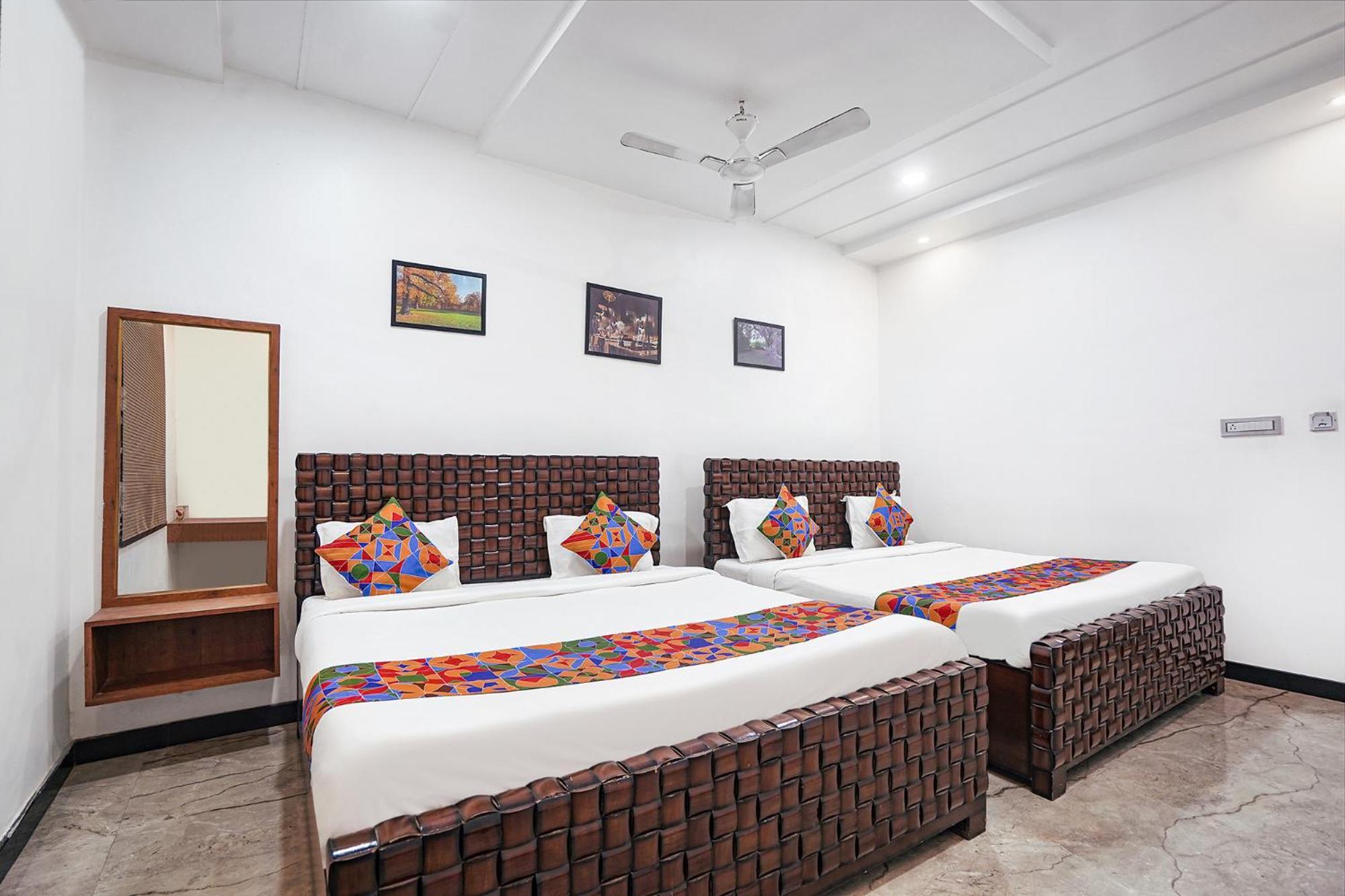Fabhotel Villa De Benares المظهر الخارجي الصورة