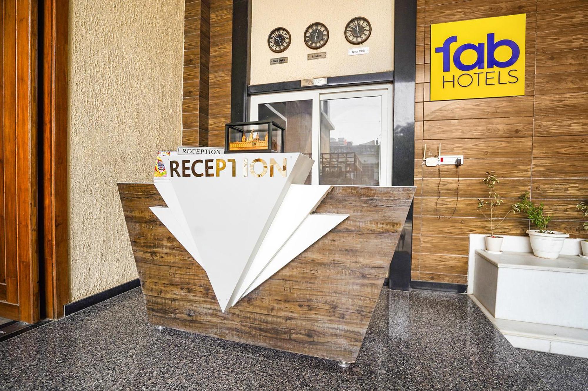 Fabhotel Villa De Benares المظهر الخارجي الصورة