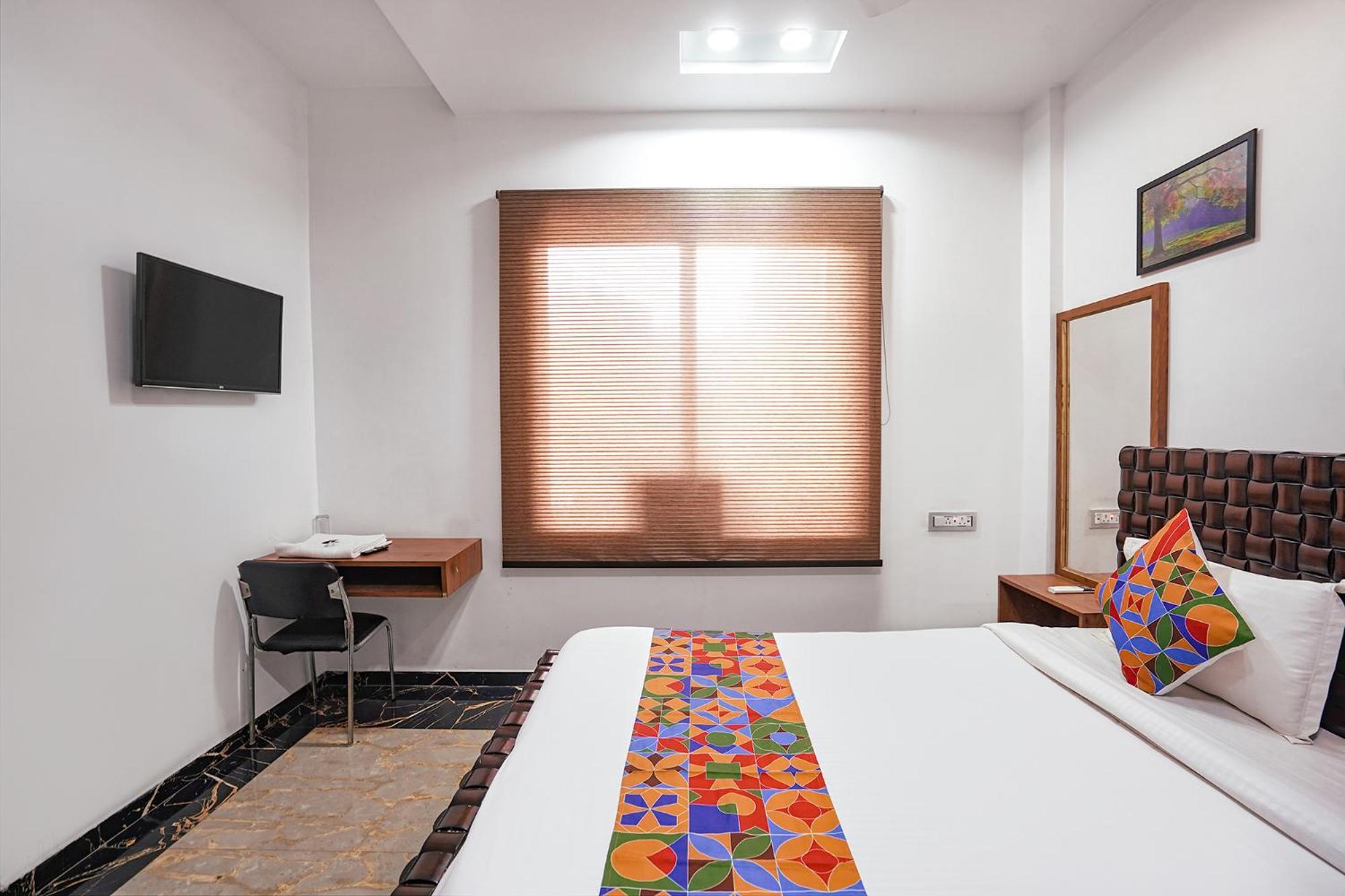 Fabhotel Villa De Benares المظهر الخارجي الصورة