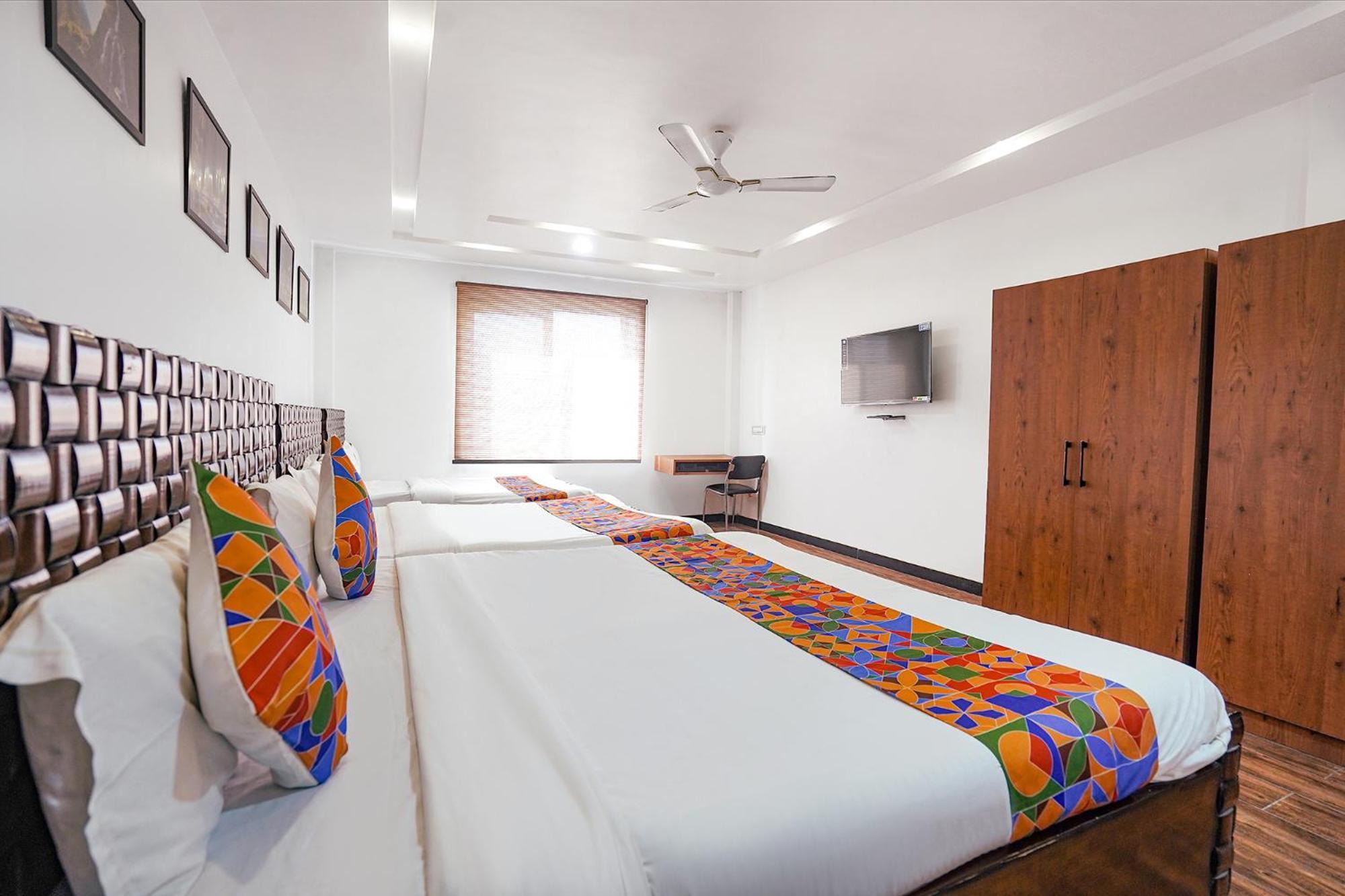 Fabhotel Villa De Benares المظهر الخارجي الصورة