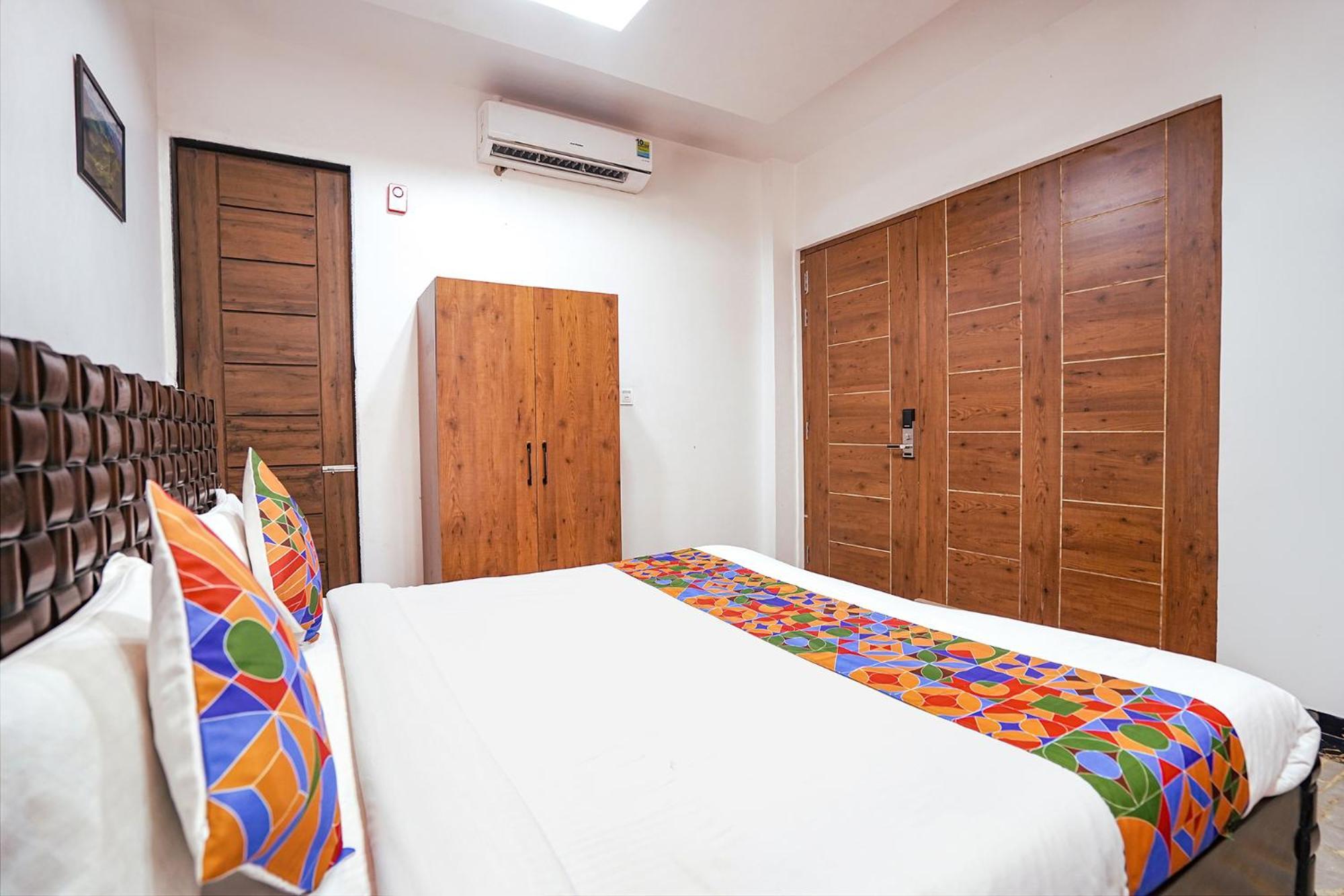 Fabhotel Villa De Benares المظهر الخارجي الصورة